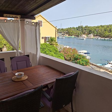 Two-Bedroom Apartment With Sea View,Big Terrase And Garden Stari Grad  Eksteriør bilde