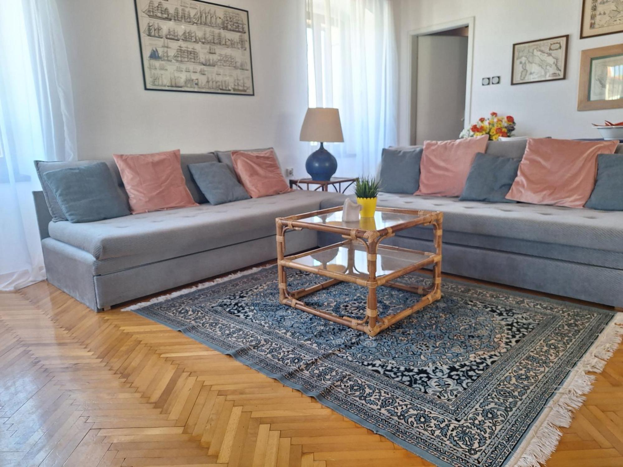Two-Bedroom Apartment With Sea View,Big Terrase And Garden Stari Grad  Eksteriør bilde
